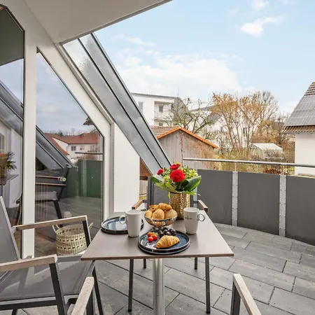 Haven Apartments Laupheim City Wlan Parkplatz Terrasse Balkon Buitenkant foto