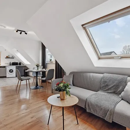 Haven Apartments Laupheim City Wlan Parkplatz Terrasse Balkon Buitenkant foto