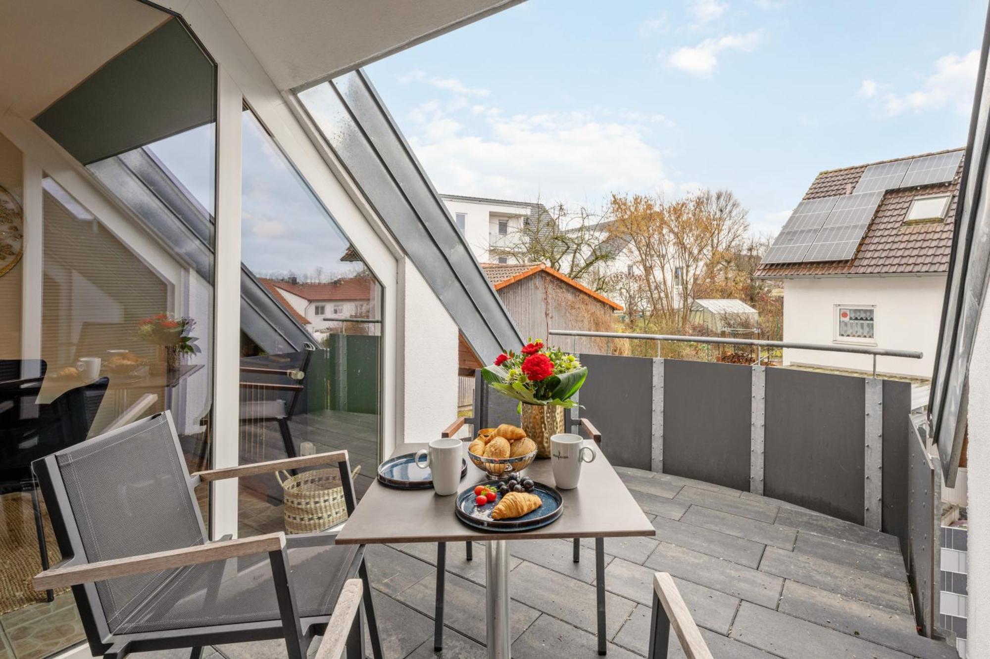 Haven Wlan Parkplatz Terrasse Balkon *